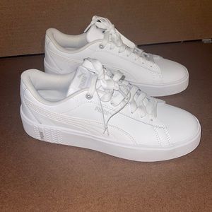 🆕 PUMA Plataform 2” White Sneakers